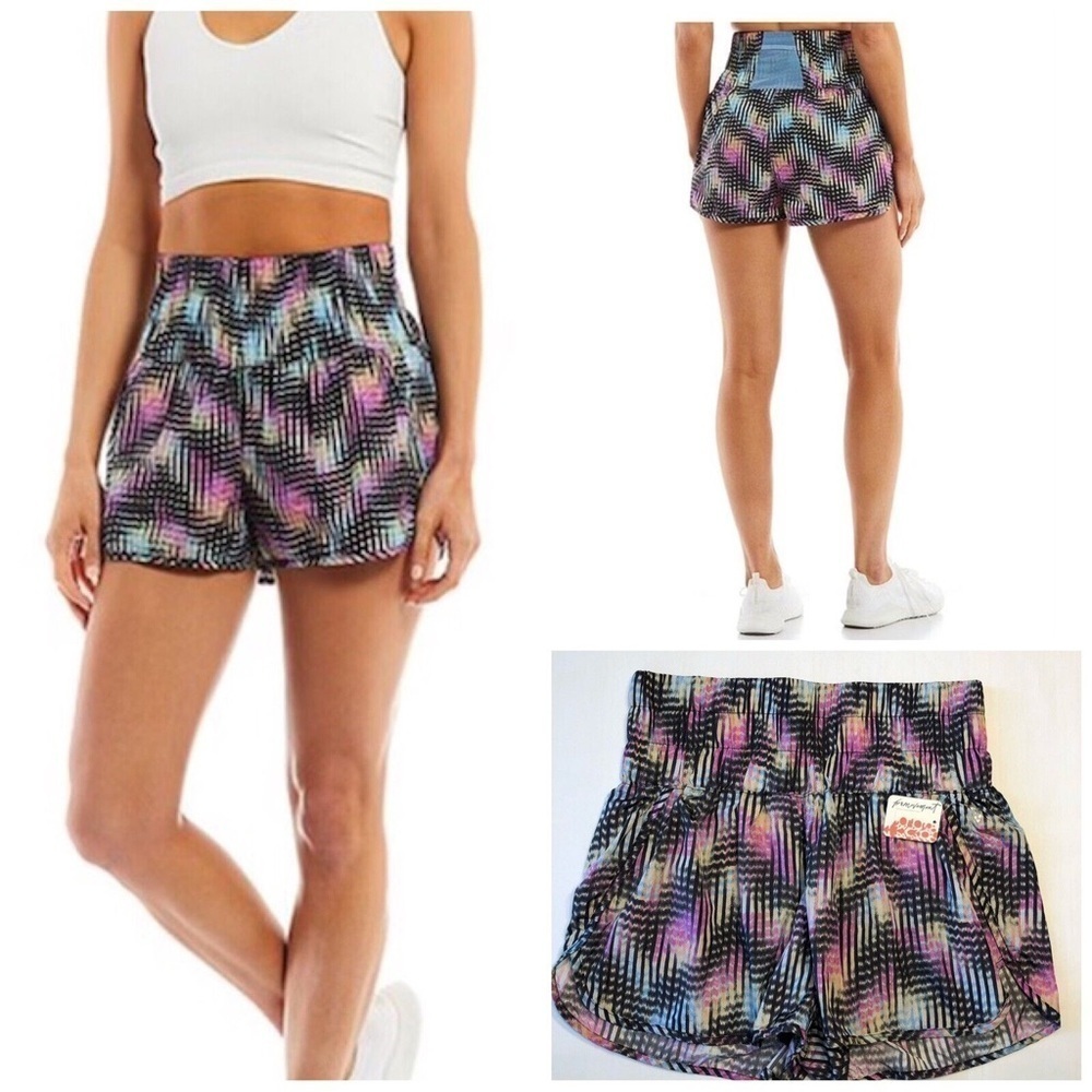 NWT! FP Movement The Way Home Printed Shorts - Size Large ♦️